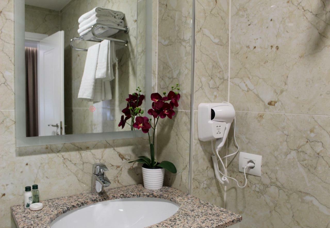 Ramel Hotel Tirana Exteriér fotografie